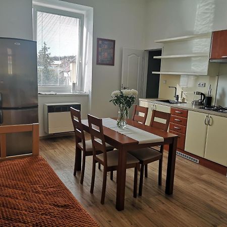 Fine Apartment In Centrum Of Slany With Aircondition Eksteriør billede