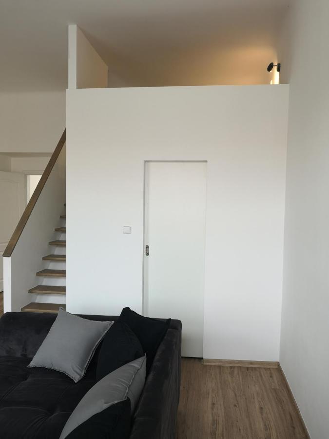Fine Apartment In Centrum Of Slany With Aircondition Eksteriør billede